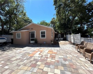 8516 N Dixon Ave Tampa FL 33604