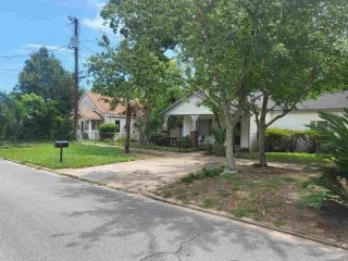 1301 & 1305 East La Rua St. Pensacola, FL32501
